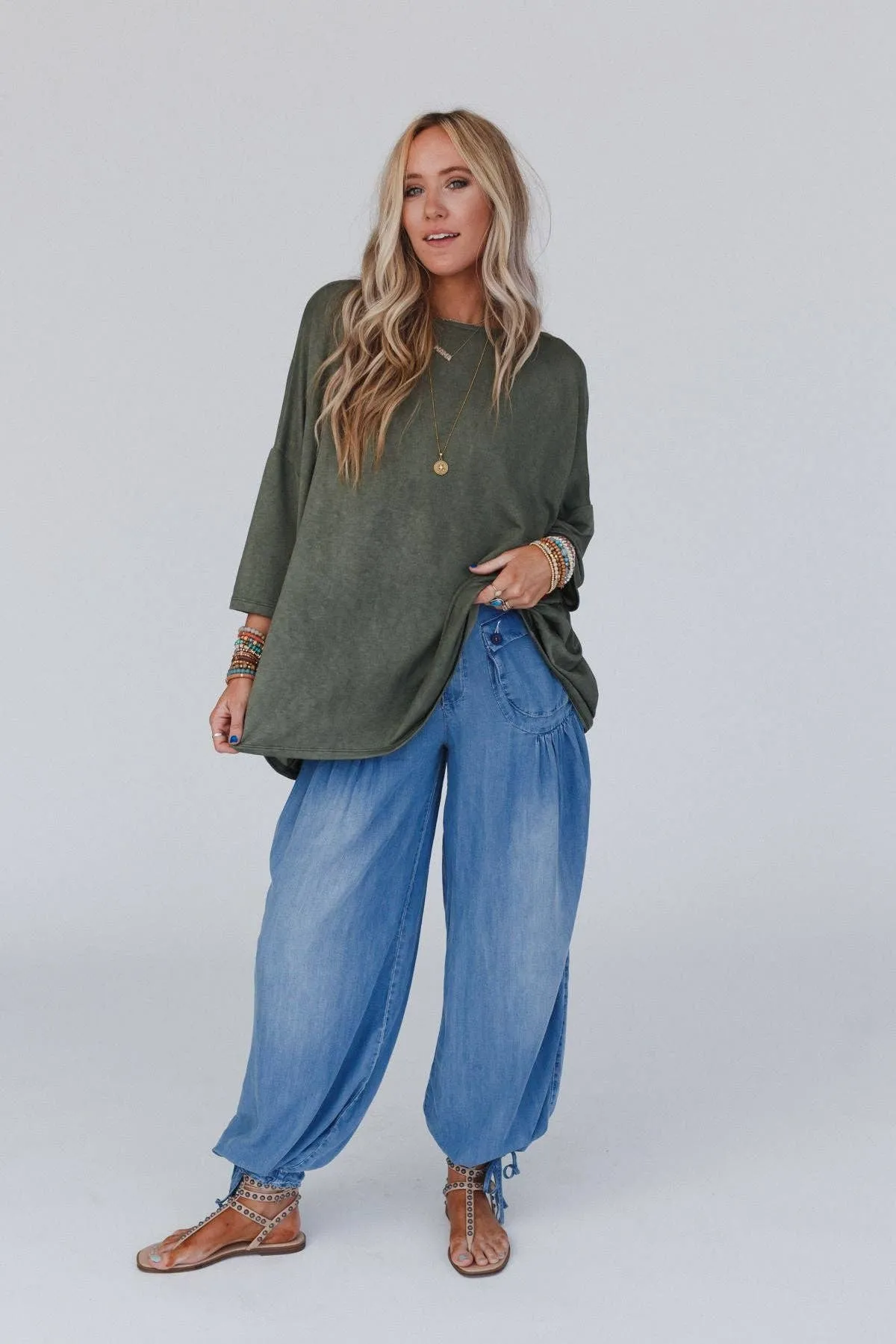 Three Bird Nest Sunday Stroll Oversized Tee - Olive